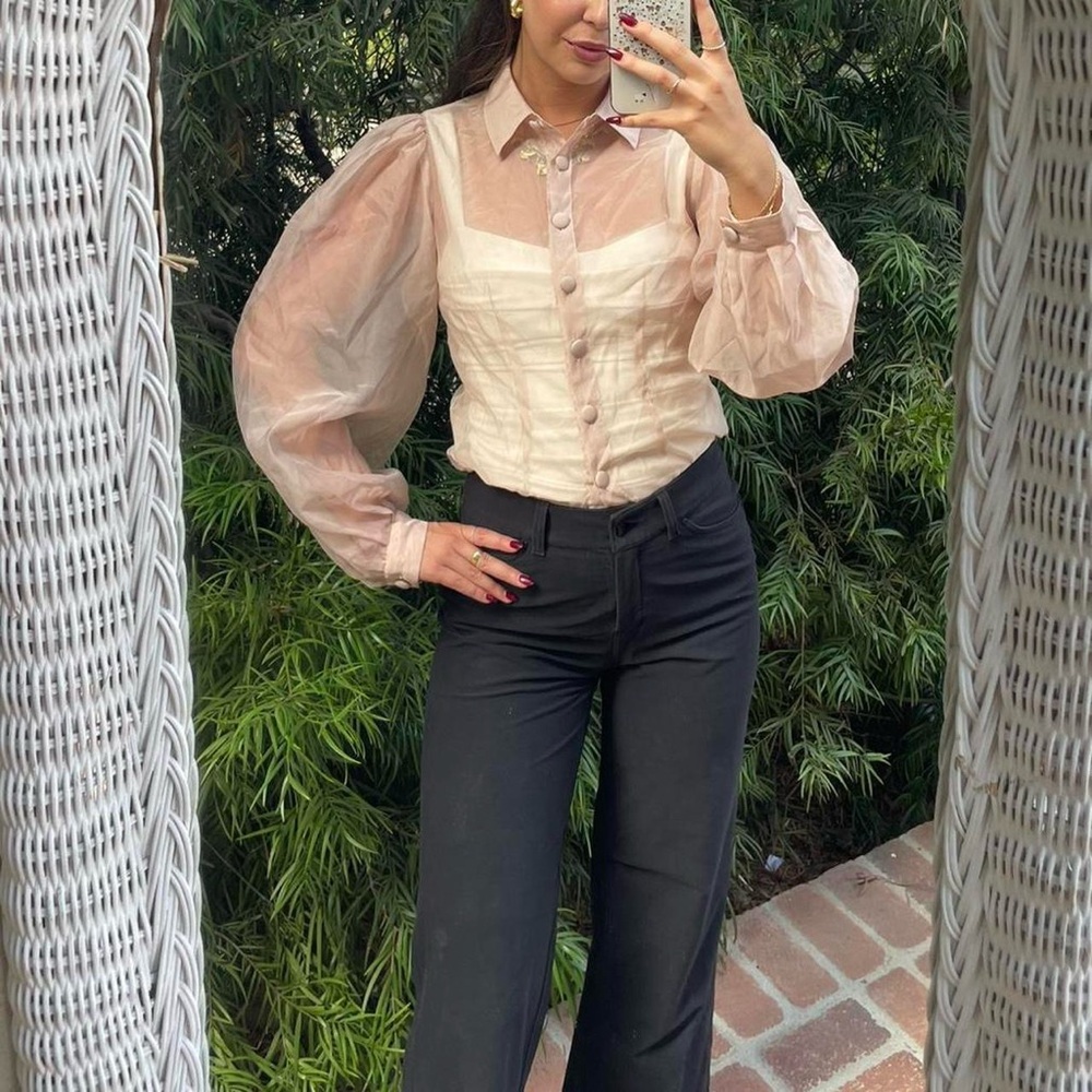 Beautiful sheer cream balloon sleeve blouse sz s - Picture 5 of 7